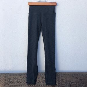 Lululemon drawstring leggings in heathered gray